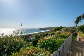 Property grounds - 3 Bed in Praa Sands (oc-p00859) (Praa Sands)