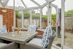 Outdoor dining - 5 Bed in Southwold (oc-tomill) (Southwold)