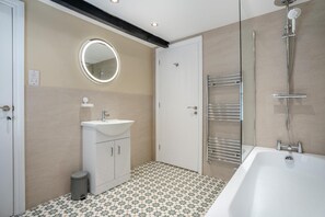 Towels - 3 Bed in Reeth (oc-l32438) (Reeth)