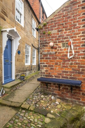 Exterior detail - 2 Bed in Whitby (oc-r579) (Robin Hood's Bay)