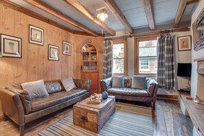 TV, fireplace - 2 Bed in Whitby (oc-r038) (Robin Hood's Bay)
