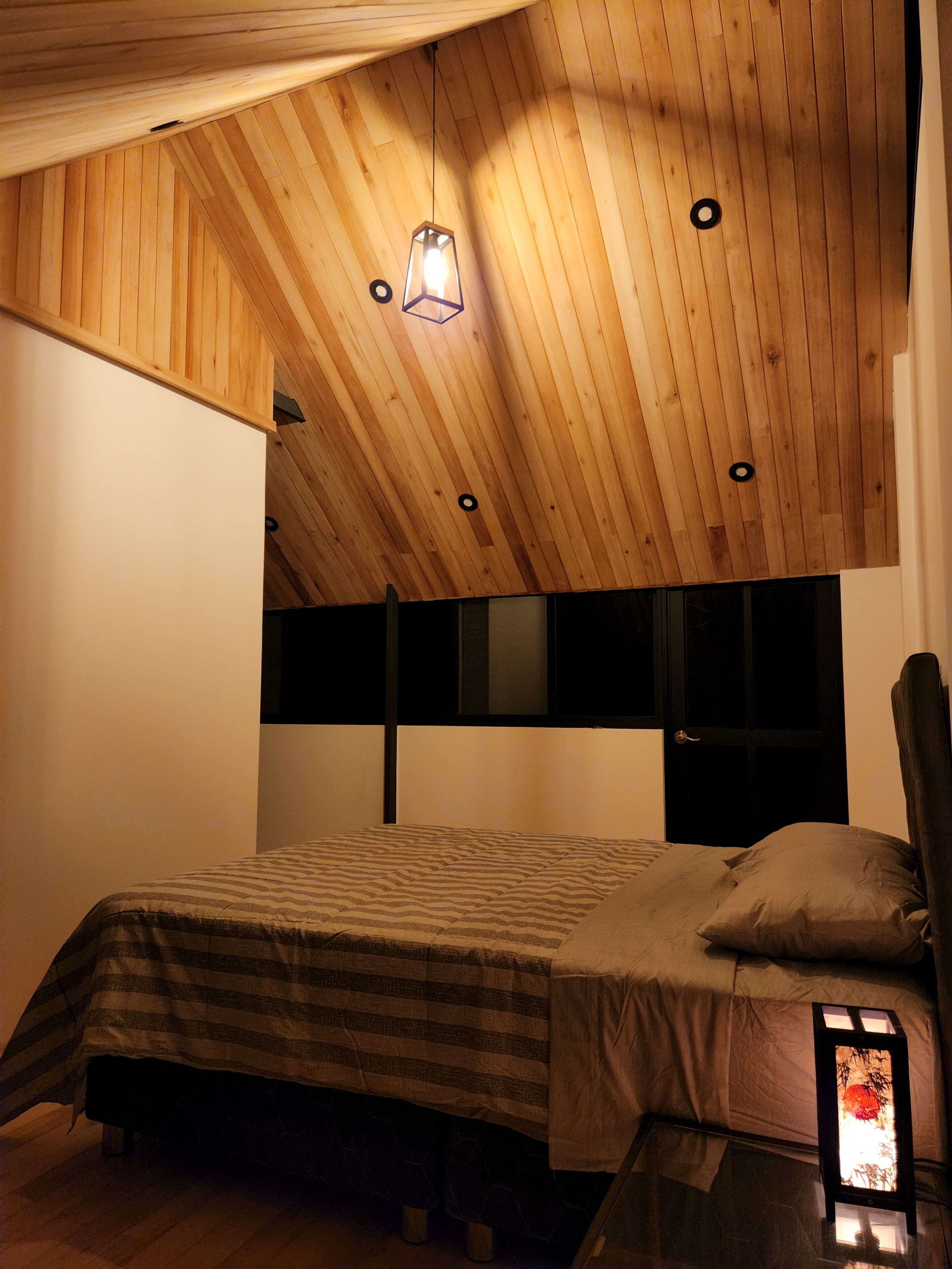 3 habitaciones, wifi gratis y ropa de cama 