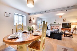Dining - 2 Bed in Pateley Bridge (oc-ds127) (Castlestead)