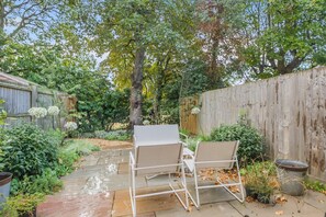 Terrace/patio - 3 Bed in Framlingham (oc-m32532) (Framlingham)