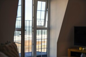 Interior - 2 Bed in Scarborough (oc-s005) (Scarborough)