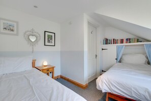 مكواة/لوح كي وواي فاي مجانًا وملاءات أسرّة