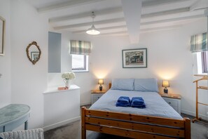 3 bedrooms, iron/ironing board, WiFi (free), bed sheets - 3 Bed in Kirkbymoorside (oc-y100) (Kirkbymoorside)