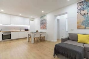 Interior - AR Plaza Castilla spacious and modern apartment (Madrid)