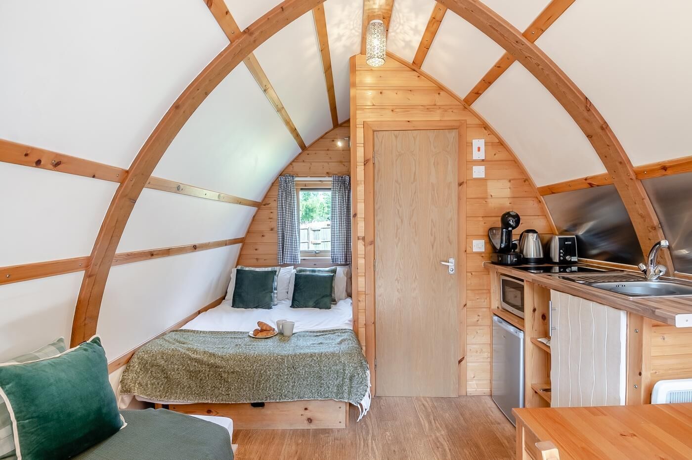 Wi-fi (inkludert) og sengetøy