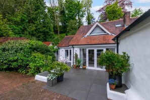Exterior - 2 Bed in Saundersfoot (oc-pw9195) (Saundersfoot)