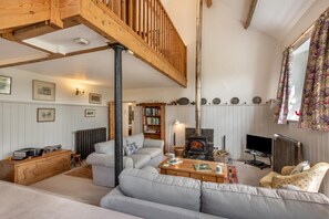 TV, fireplace - 2 Bed in Fadmoor (oc-y200) (Brig Garth)