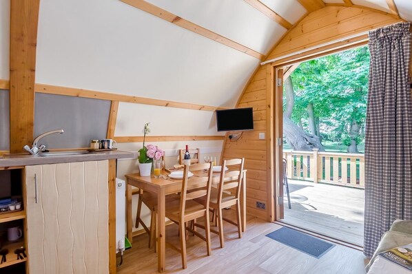 Interior - 1 Bed in Northrepps (oc-f32558) (Cromer)