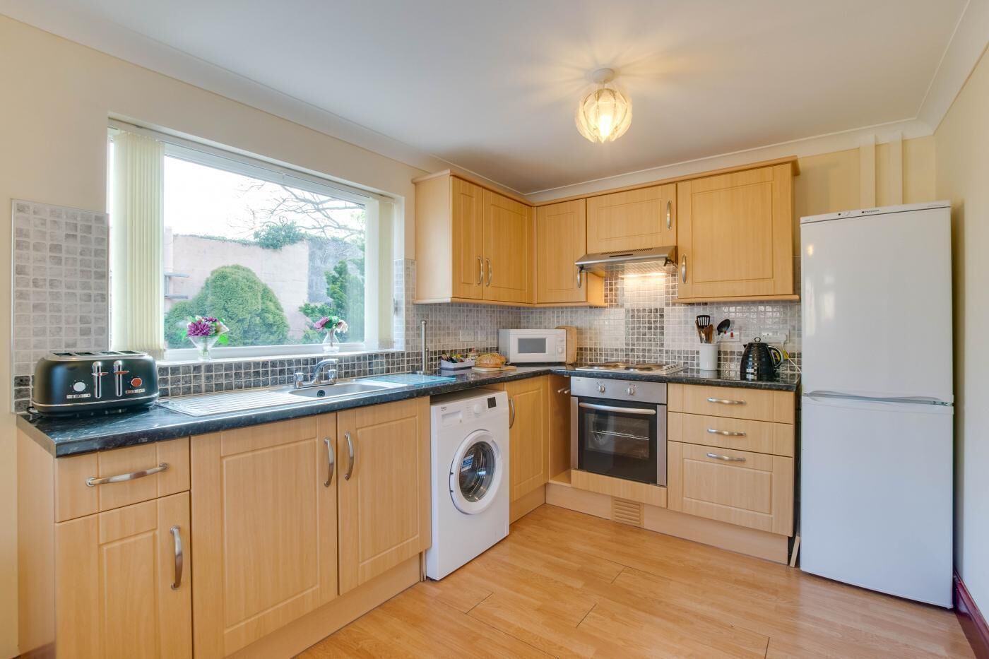 Microwave, oven, cookware/dishes/utensils