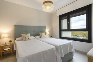 Iron/ironing board, WiFi, bed sheets - Apartment 'Los Flamencos Isla Canela 2' with Sea Views, Wi-Fi and Air Conditioning (Isla Canela)