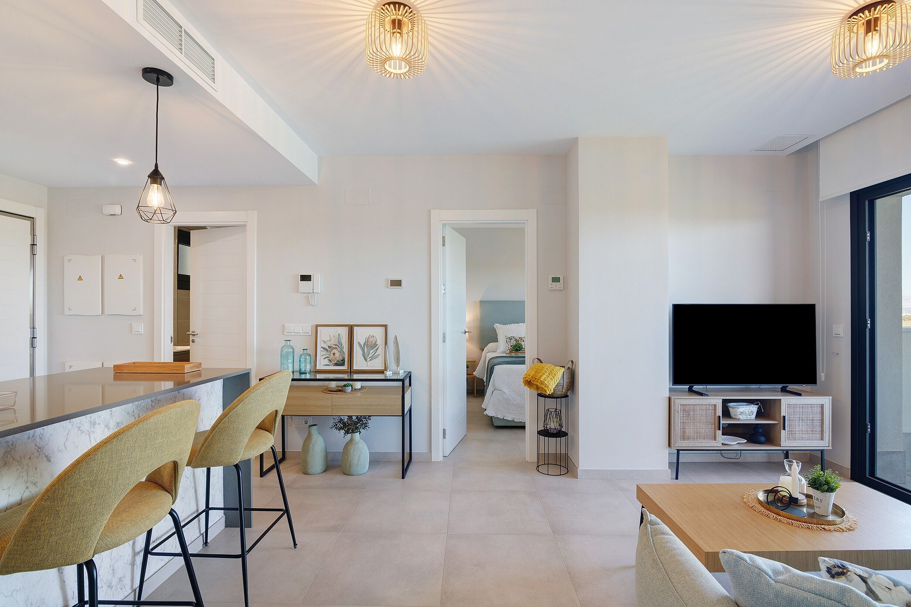 Strykjärn/strykbräda, wi-fi och sängkläder