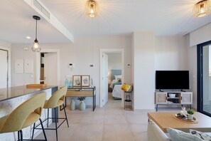 Ferros/tábuas de passar roupa, Wi-Fi, roupa de cama