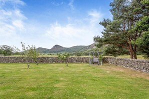 Property grounds - 1 Bed in Newtonmore (oc-a32412) (Newtonmore)