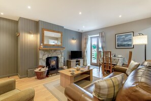 TV, fireplace - 1 Bed in Newtonmore (oc-c32414) (Newtonmore)