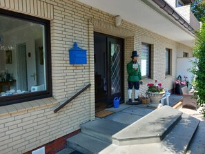 Exterior detail - Cozy single room with sunny balcony (Sylt)