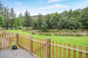 Property grounds - 2 Bed in Newtonmore (oc-e32418) (Newtonmore)