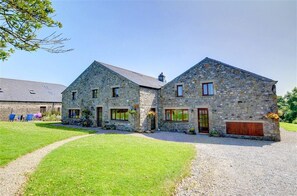 Exterior - 2 Bed in Tosside Near Settle (oc-ds098) (Ribble Valley District)