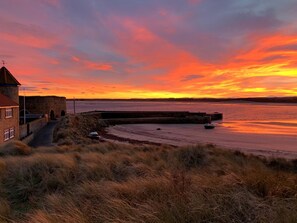 Beach - 5 Bed in Beadnell (oc-gd1901) (Beadnell)