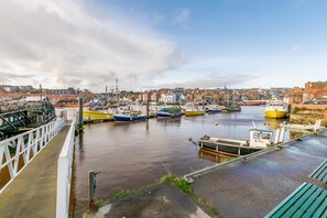 Marina - 1 Bed in Whitby (oc-w204) (Whitby)