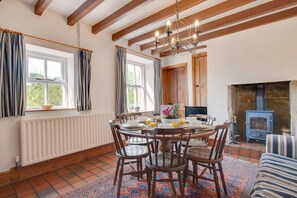Dining - 3 Bed in Bakewell (oc-dckno) (Youlgreave)
