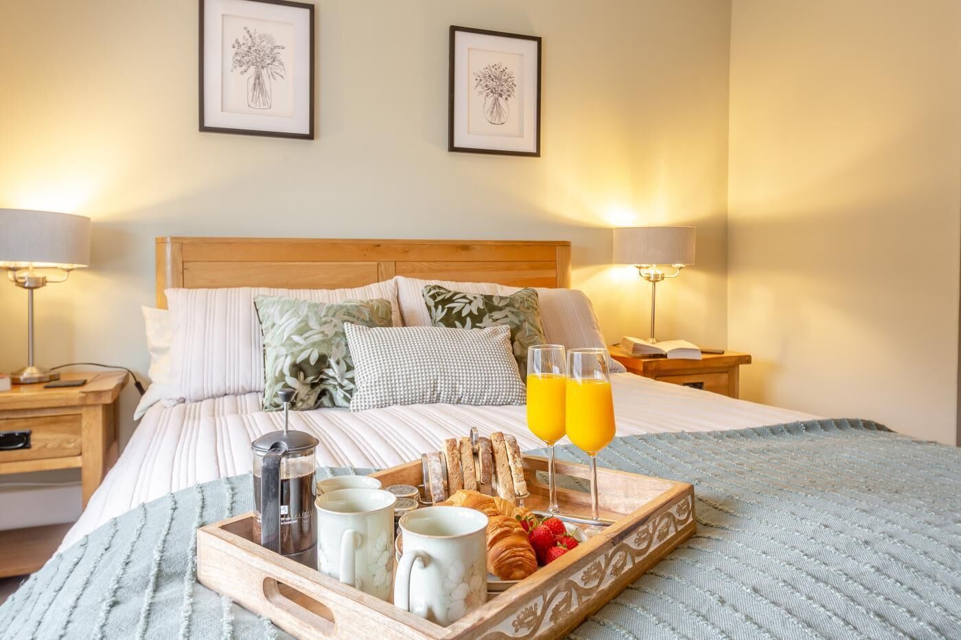 Wi-fi (inkludert) og sengetøy