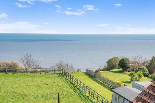 3 Bed in Whitby (oc-r565)