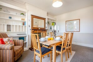 Dining - 3 Bed in Whitby (oc-r565) (Robin Hood's Bay)