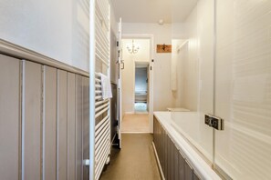 Towels - 2 Bed in Bakewell (oc-dcrose) (Youlgreave)