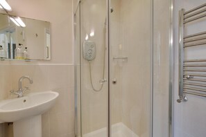 Towels - 4 Bed in Buxton (oc-dcjar) (Tideswell)