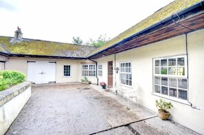 Exterior - 2 Bed in Whitby (oc-wa032) (Grosmont)