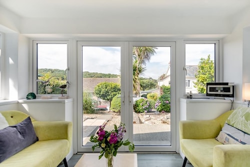 4 Bed in Haverfordwest (oc-s32615)