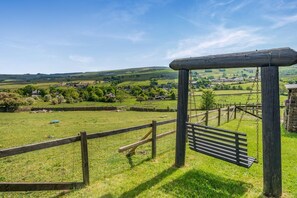 Property grounds - 2 Bed in Trawden (oc-h32330) (Trawden)