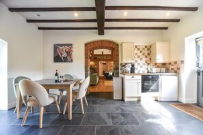 Dining - 2 Bed in Ashbourne (oc-dcbob) (Kniveton)