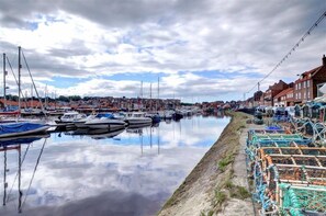 Marina - 2 Bed in Whitby (oc-w050) (Whitby)