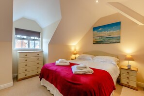 3 Schlafzimmer, Bügeleisen/Bügelbrett, Reisekinderbett, kostenloses WLAN