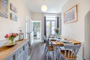 Dining - 2 Bed in Louth (oc-p32381) (Louth)