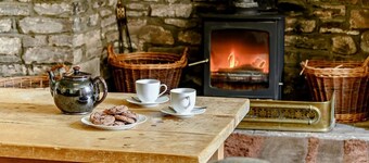 7 Bed in Talybont-on-Usk (oc-wal373)