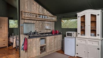 Microwave, highchair, cookware/dishes/utensils