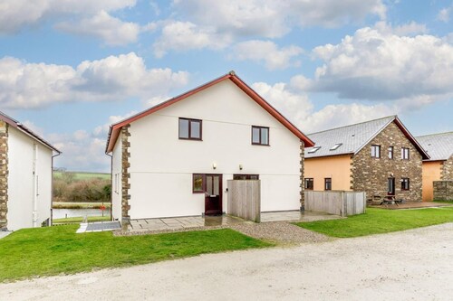 4 Bed in St Columb (oc-p00498)