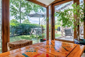 غرفة الألعاب