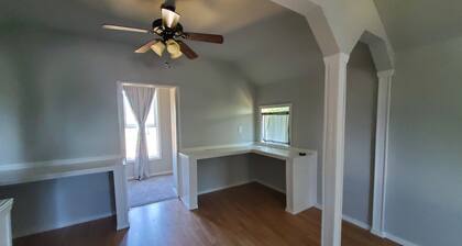 Private Home: Welcoming 1-bedroom in shared house in charming Tacoma