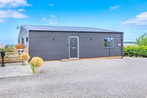 Exterior - 2 Bed in Somerton (oc-s32606) (Windy Ridge)