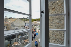 Interior - 2 Bed in Padstow (oc-p00876) (Padstow)