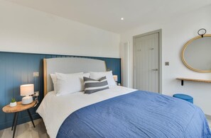 2 chambres, fer et planche à repasser, accès au Wi-Fi (inclus)