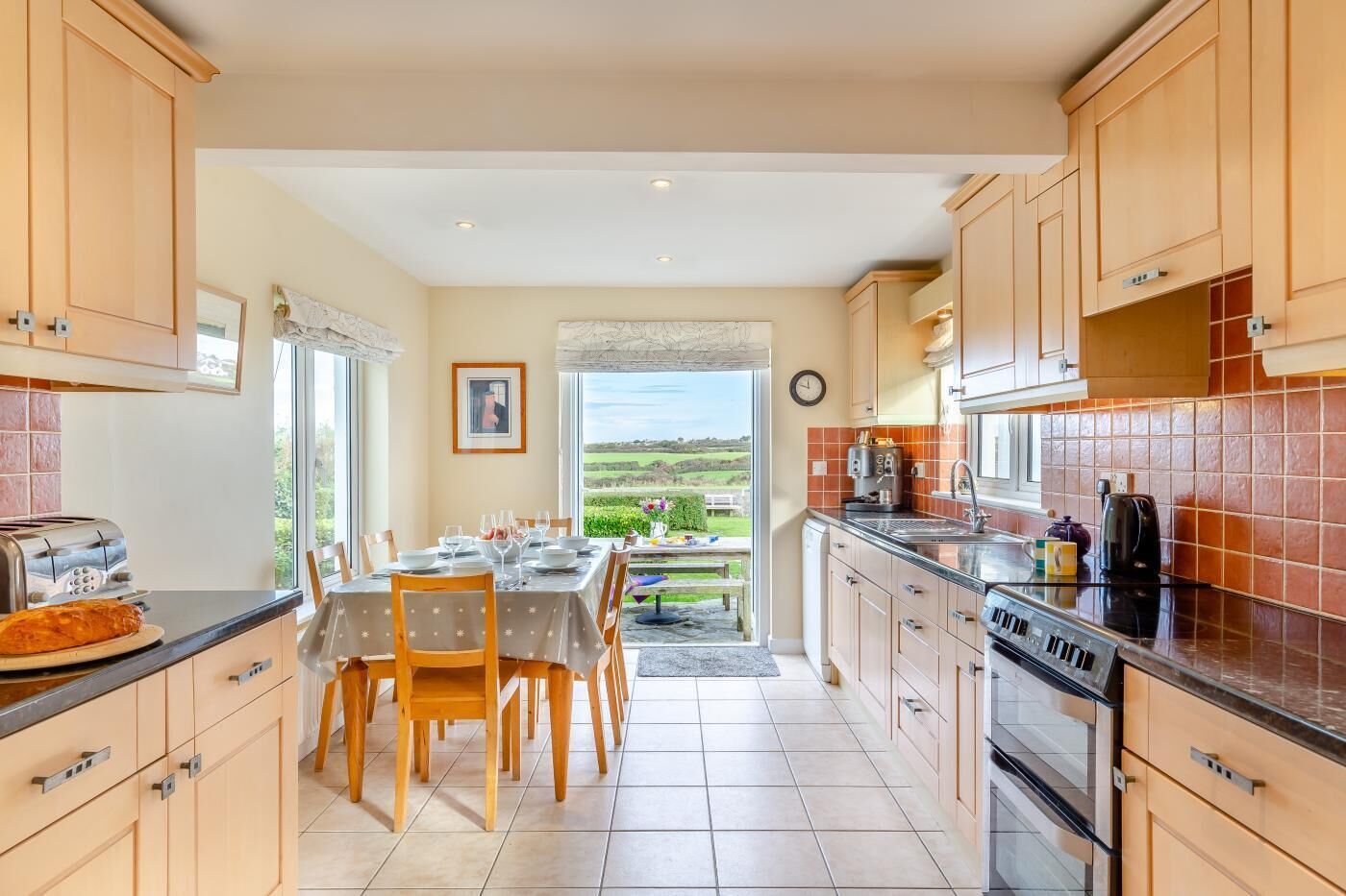 Microwave, oven, dishwasher, cookware/dishes/utensils