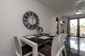 Dining - Castle Harbour 2 Bed Duplex (Los Cristianos)
